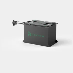 Σύγχρονη μπαταρία λιθίου τεχνολογίας LiFePO4 Roy Pow 48v 100ah S51100L, σχεδιασμένη ειδικά για ηλεκτρικά golf carts και επαγγελματικά οχήματα.